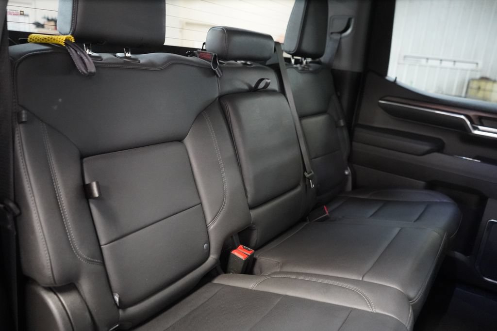 Used 2024 GMC Sierra 1500 SLT RWD image 29