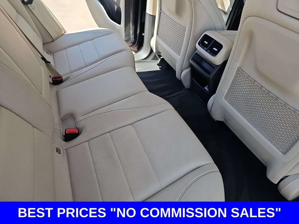 Used 2020 Mercedes-Benz GLE 350 4MATIC image 11