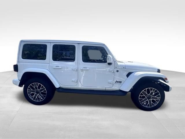 Used 2024 Jeep Wrangler High Altitude AWD/4WD image 9