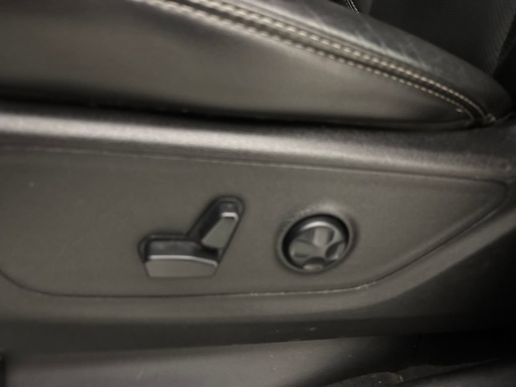 Used 2019 RAM 1500 Rebel AWD/4WD image 21