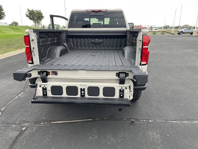 New 2026 Chevrolet Silverado 2500 ZR2 w/ ZR2 Bison Edition AWD/4WD image 28
