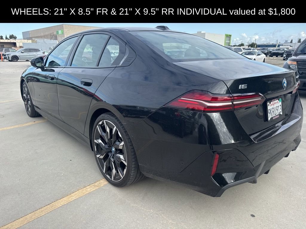 Certified 2024 BMW i5 eDrive40i w/ M Sport Package RWD image 3