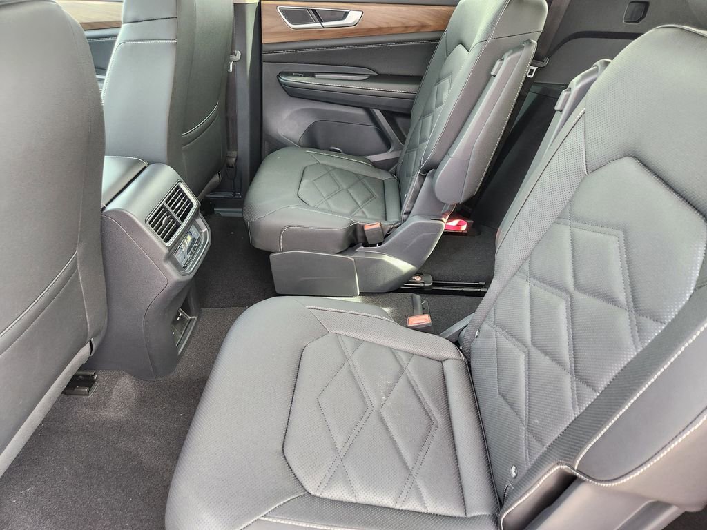 New 2026 Volkswagen Atlas SE image 17