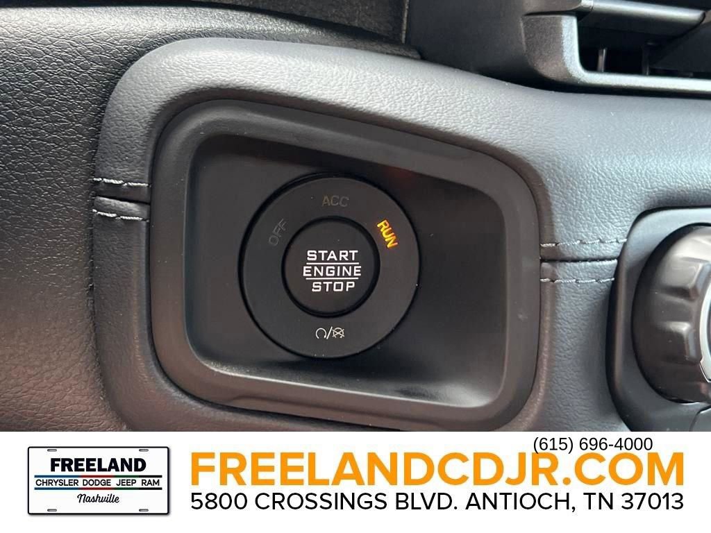 New 2025 Jeep Gladiator Mojave w/ Convenience Group image 16