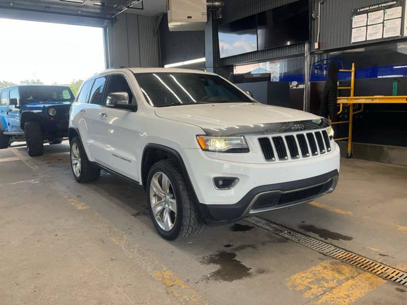 Used 2015 Jeep Grand Cherokee Limited AWD/4WD image 5