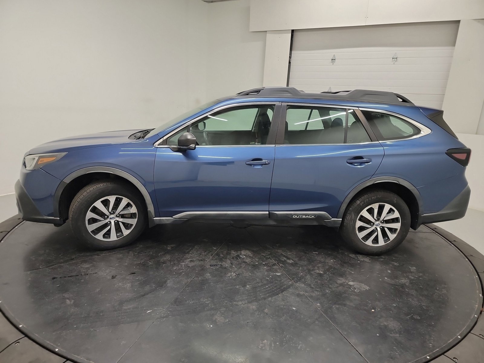 Used 2020 Subaru Outback 2.5i image 2