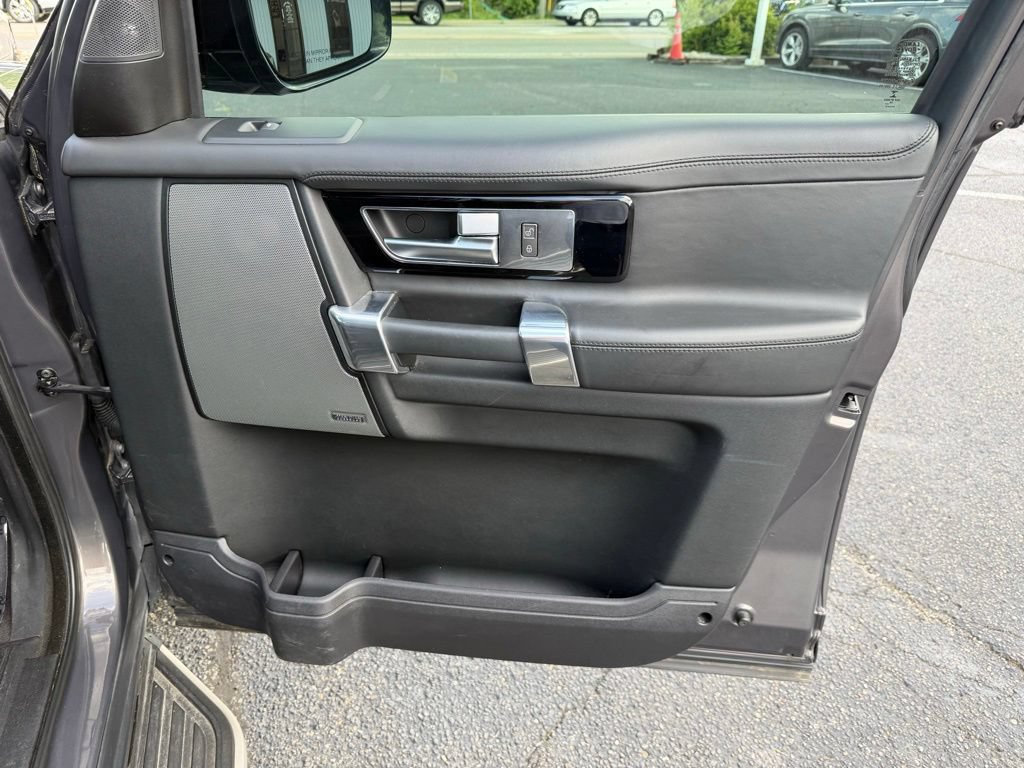Used 2016 Land Rover LR4 HSE LUX AWD/4WD image 29