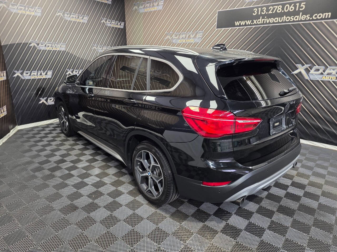 Used 2017 BMW X1 xDrive28i image 8