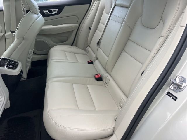 Used 2020 Volvo S60 T5 Inscription w/ Protection Package Premier image 35
