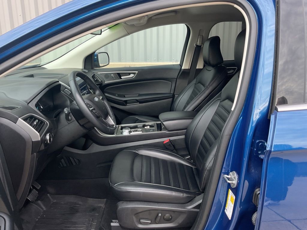Used 2023 Ford Edge SEL w/ Convenience Package image 8