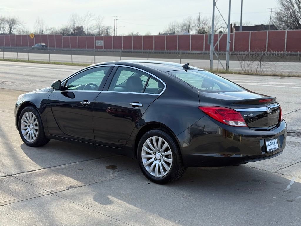 Used 2012 Buick Regal Premium image 11