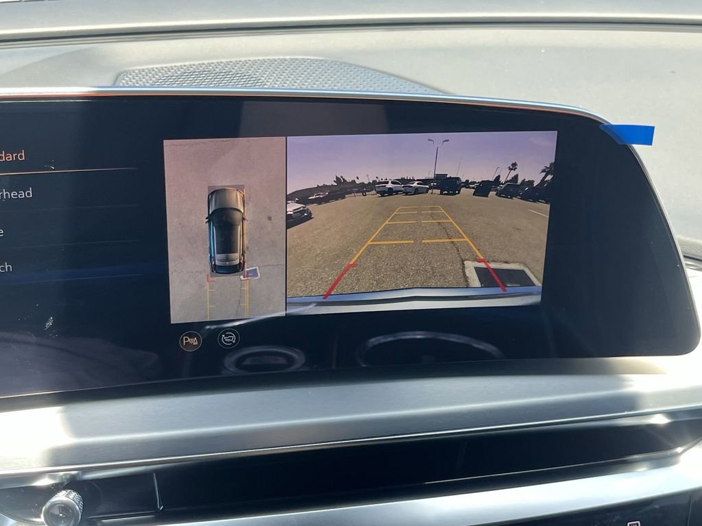 New 2025 Cadillac Lyriq Luxury image 7