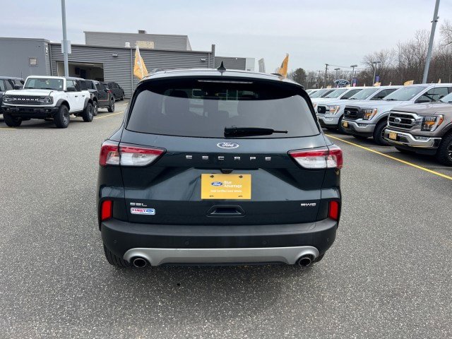Certified 2022 Ford Escape SEL w/ Technology Package AWD/4WD image 4