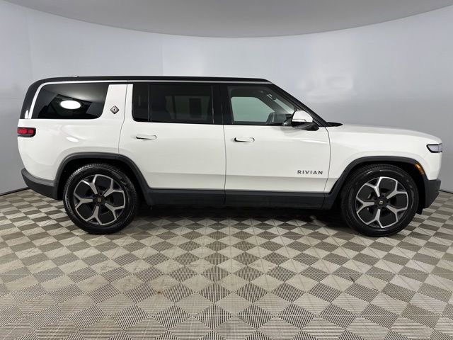 Used 2024 Rivian R1S Adventure image 8