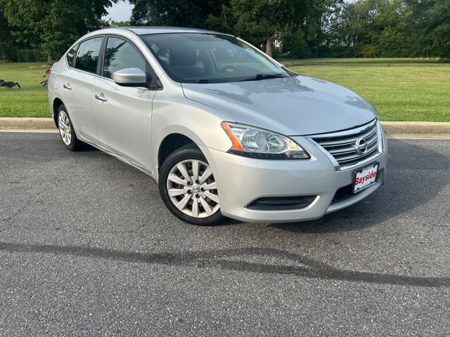 Used 2015 Nissan Sentra SV FWD image 2