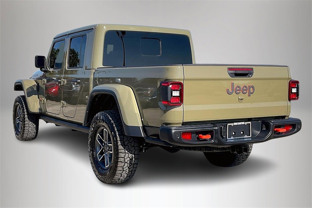Used 2025 Jeep Gladiator Mojave image 4