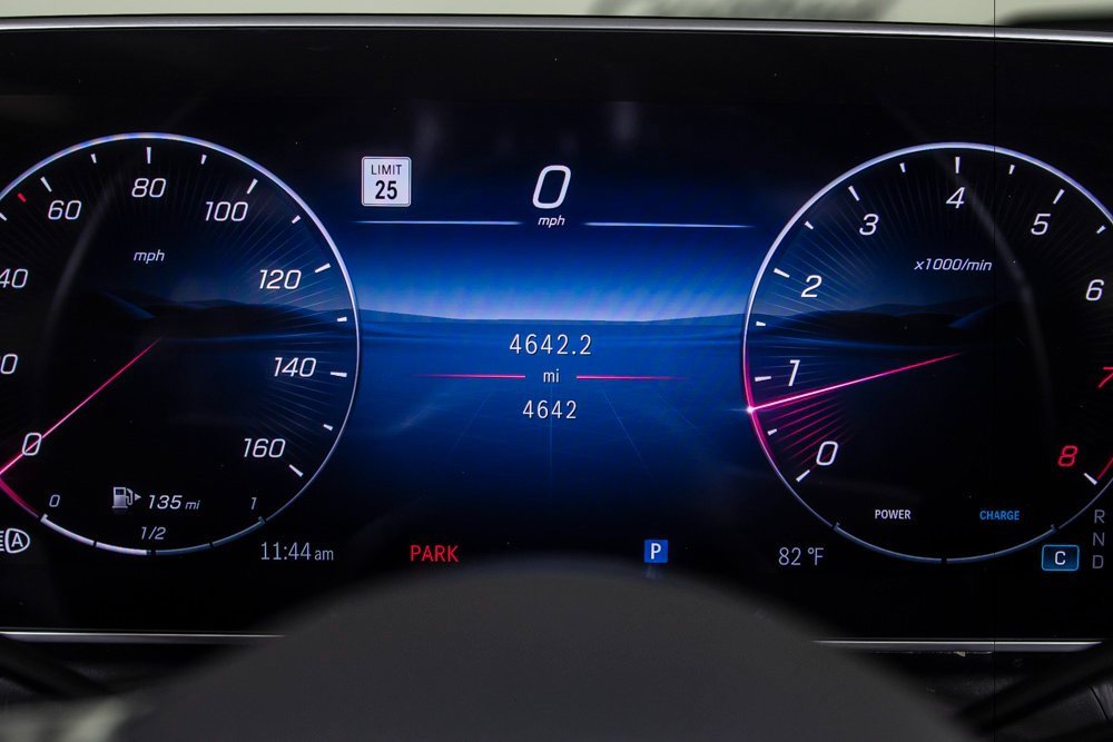 Used 2025 Mercedes-Benz CLE 300 4MATIC Cabriolet image 22