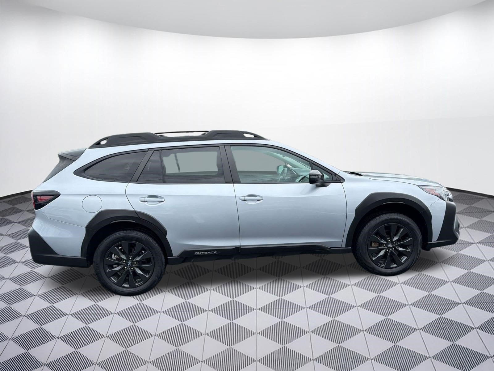 Used 2024 Subaru Outback Onyx Edition AWD/4WD image 8