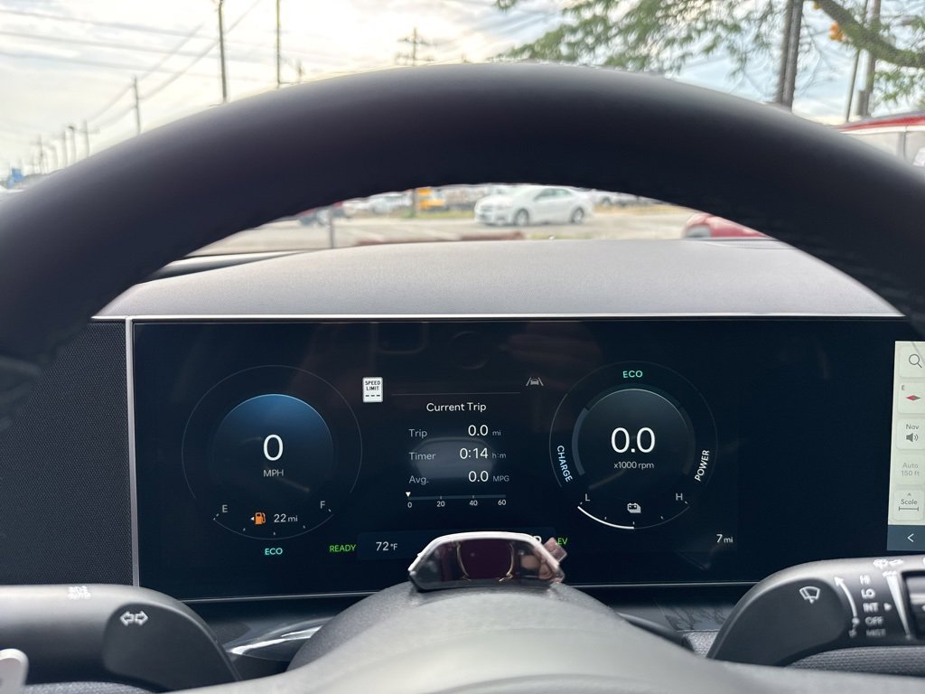 New 2025 Hyundai Tucson SEL image 39