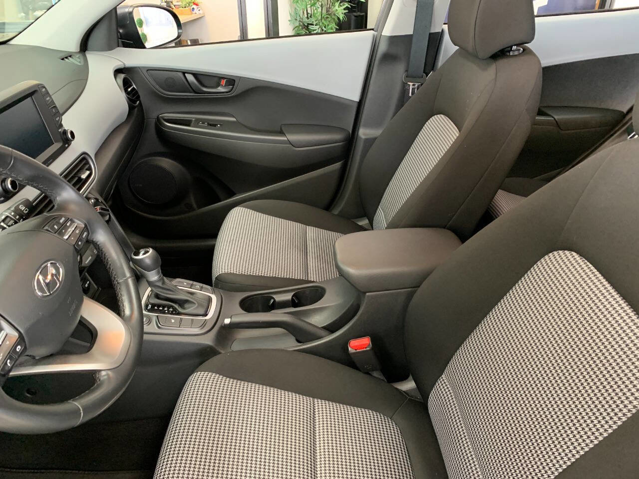 Used 2021 Hyundai Kona SEL Plus AWD/4WD image 10