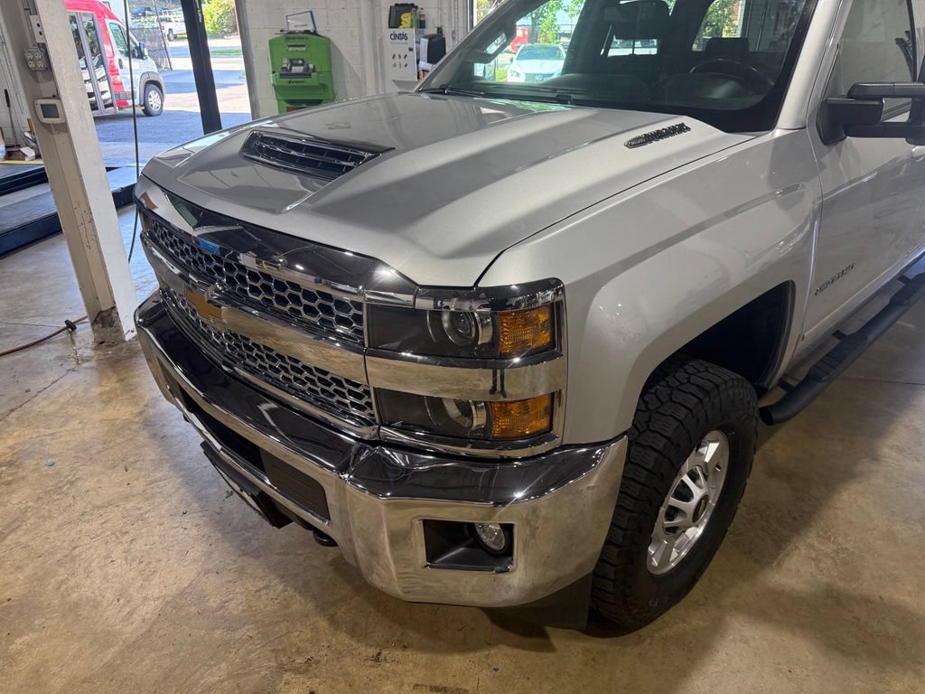 Used 2019 Chevrolet Silverado 2500 LT w/ LT Convenience Package AWD/4WD image 19
