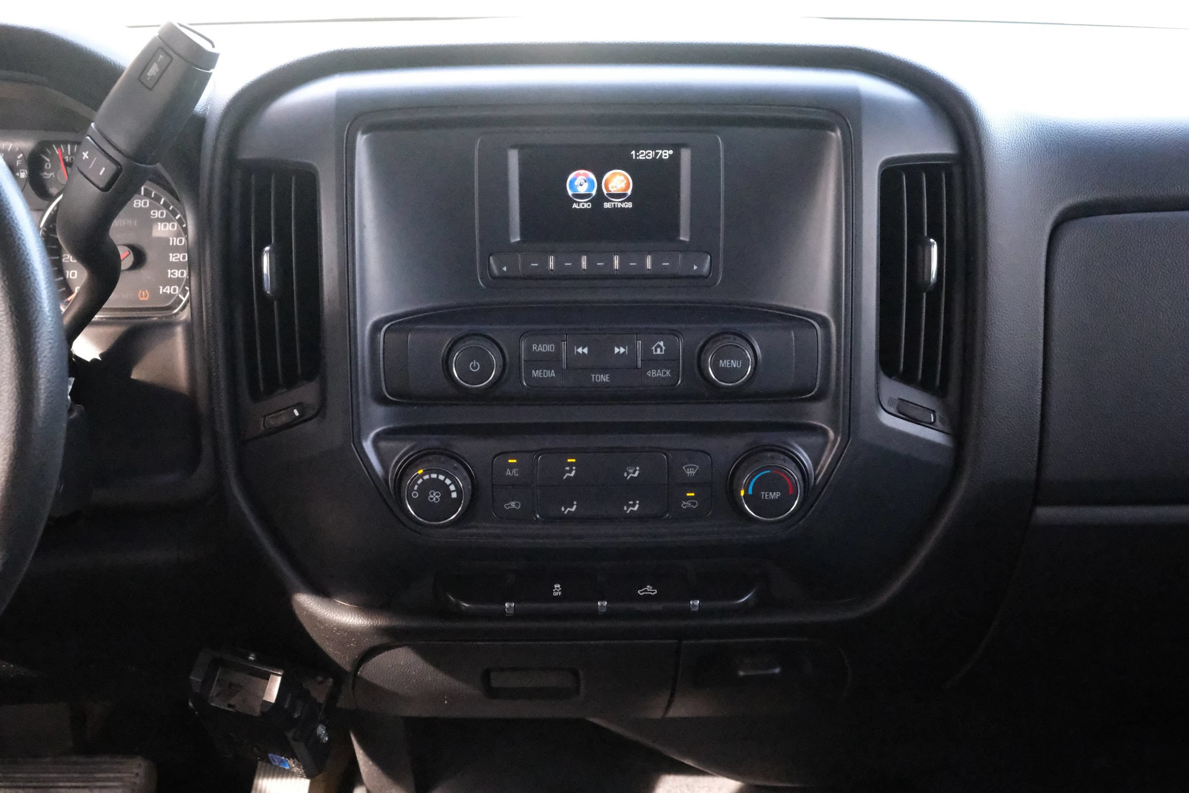 Used 2016 GMC Sierra 2500 2WD Crew Cab image 25