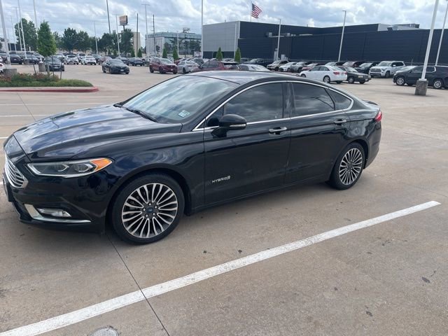 Used 2018 Ford Fusion Titanium FWD image 1