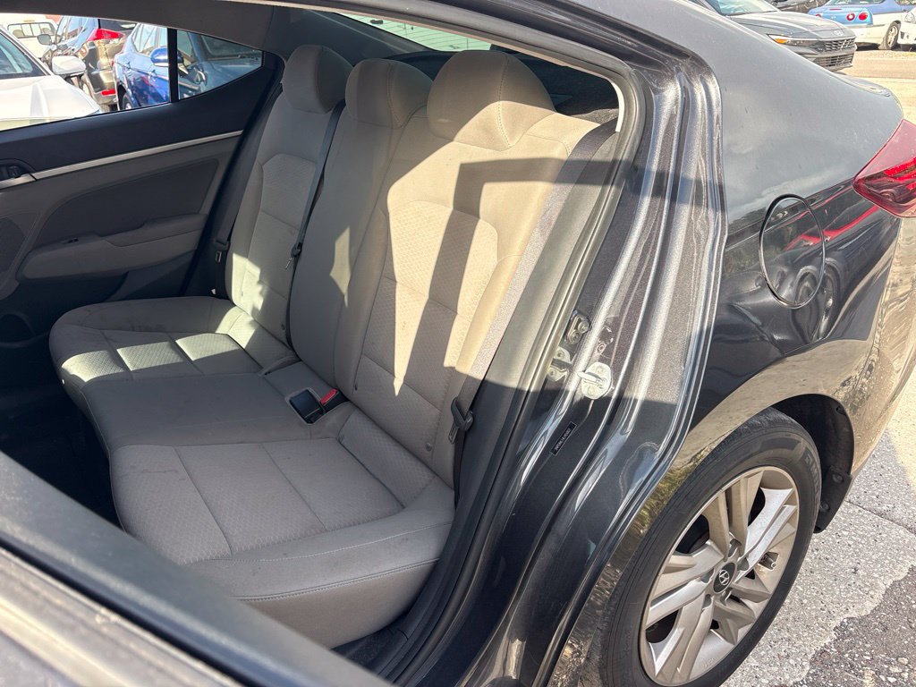 Used 2020 Hyundai Elantra SEL FWD image 12