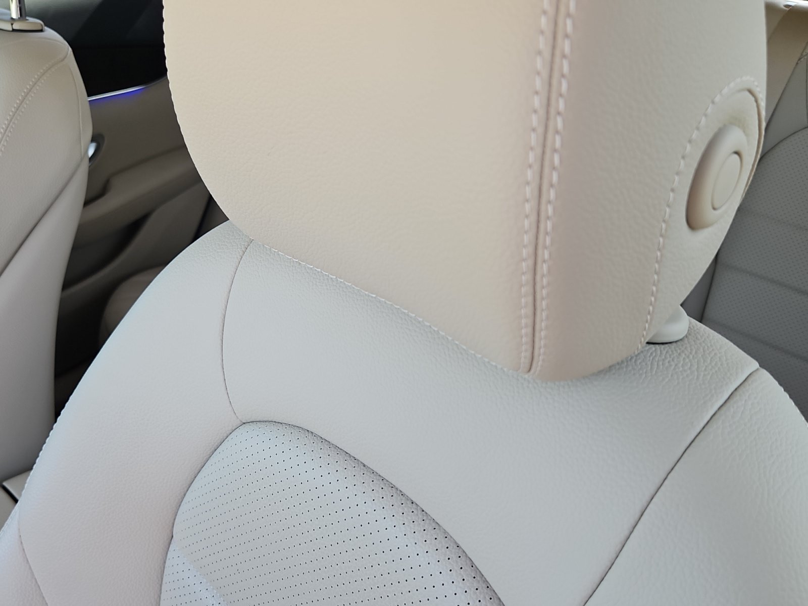 Certified 2020 Mercedes-Benz GLC 300 image 28