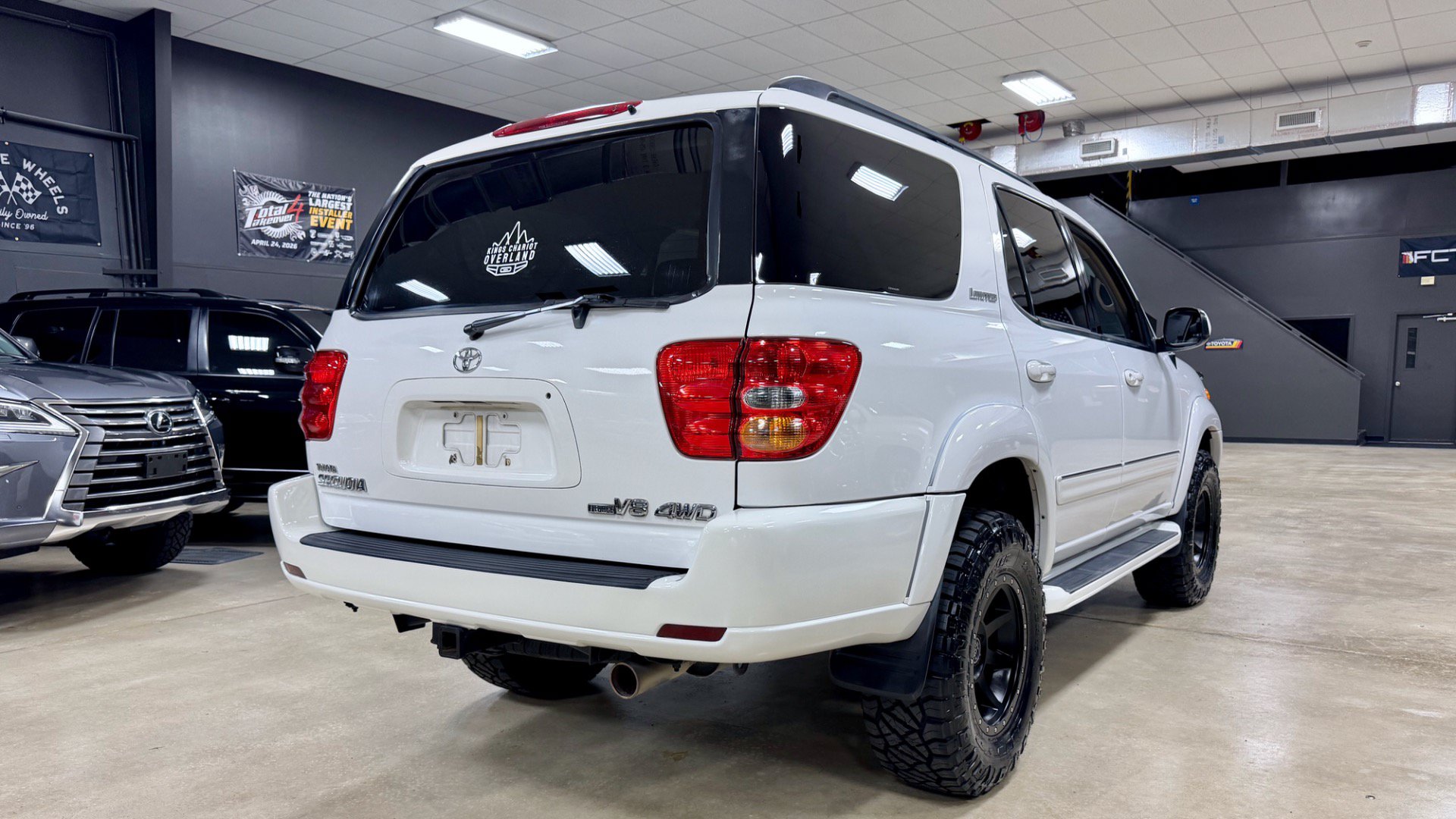 Used 2004 Toyota Sequoia Limited AWD/4WD image 8