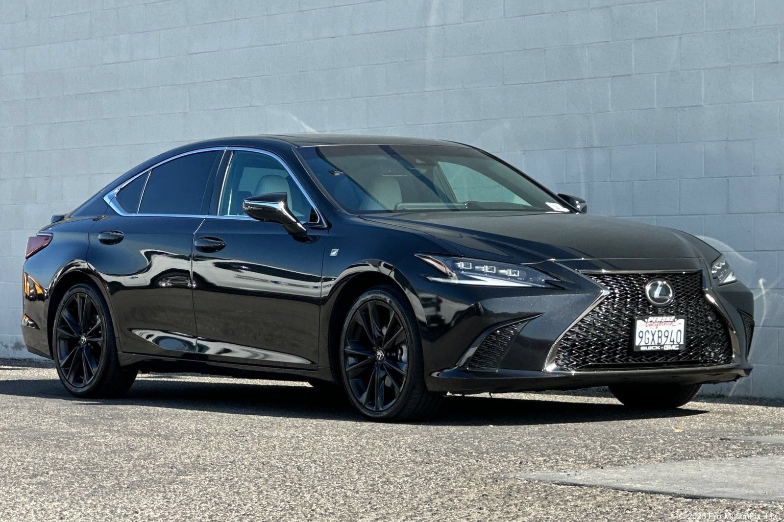Used 2023 Lexus ES 350 F Sport w/ Accessory Package (Z2) FWD image 1