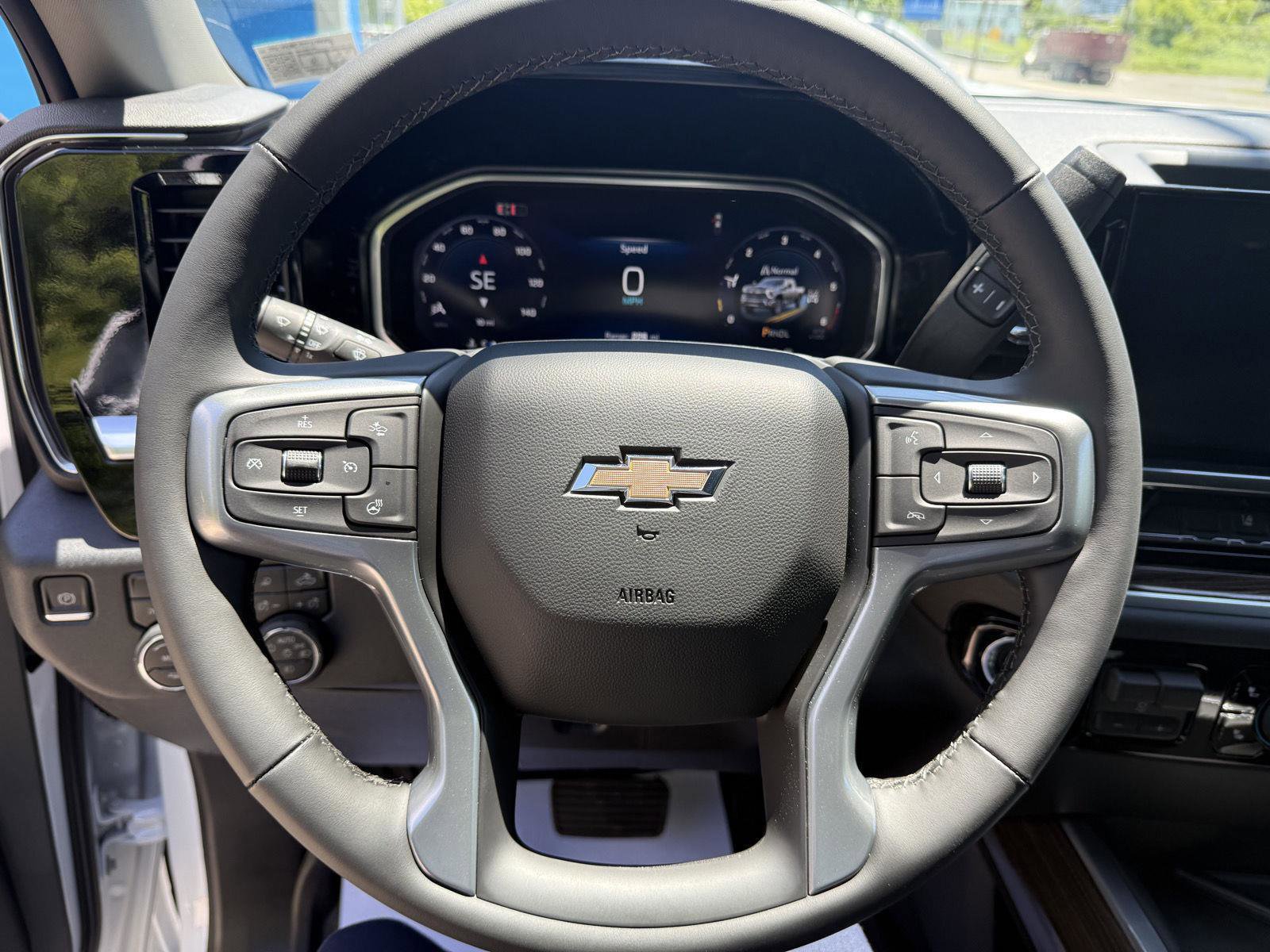 New 2026 Chevrolet Silverado 2500 LT w/ Safety Package AWD/4WD image 12
