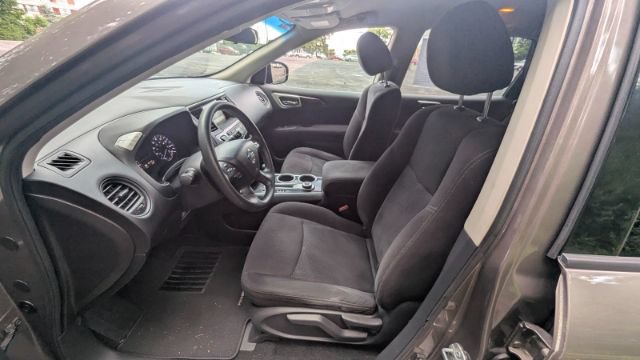 Used 2014 Nissan Pathfinder S AWD/4WD image 16