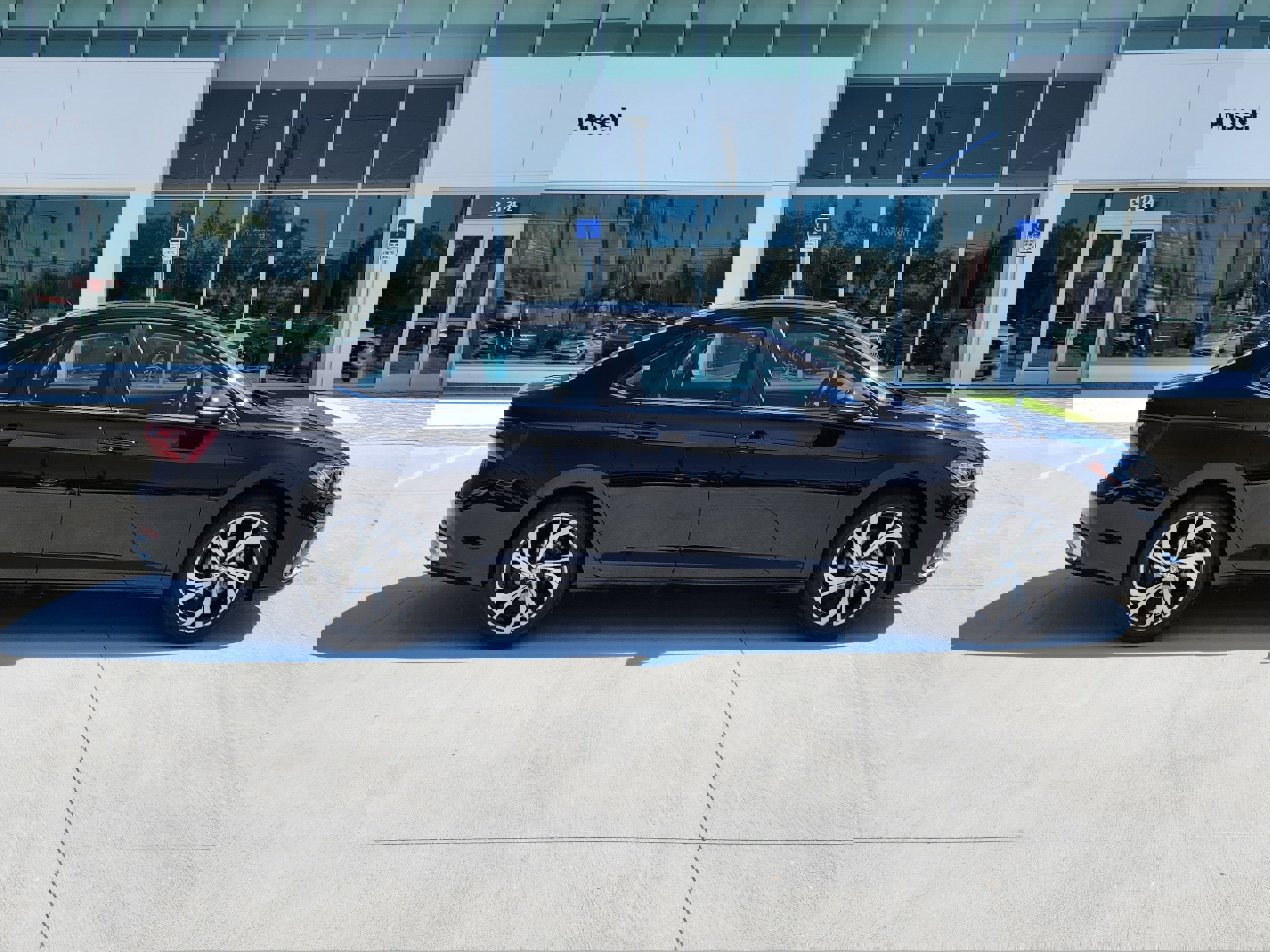 New 2025 Volkswagen Jetta SEL image 8