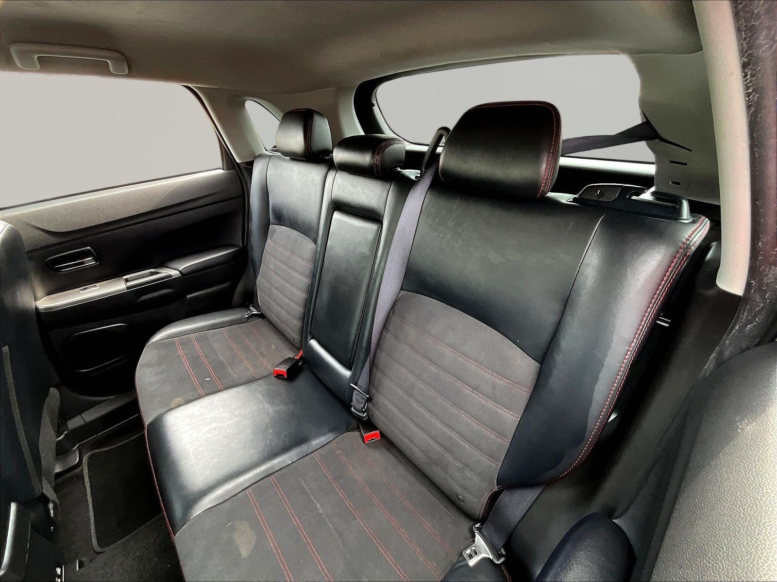Used 2022 Mitsubishi Outlander Sport LE AWD/4WD image 21