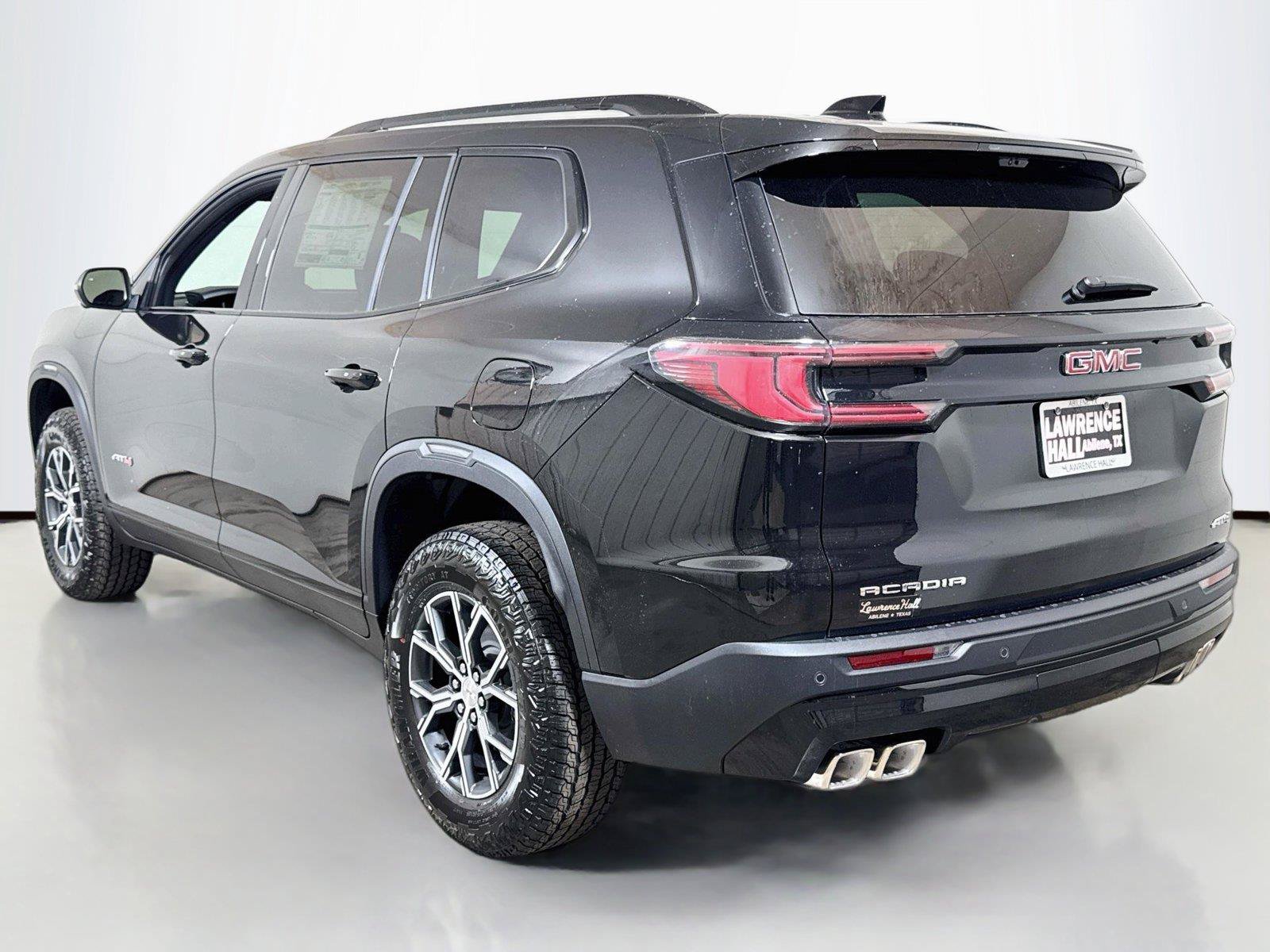 New 2026 GMC Acadia AT4 w/ Luxury Package AWD/4WD image 3