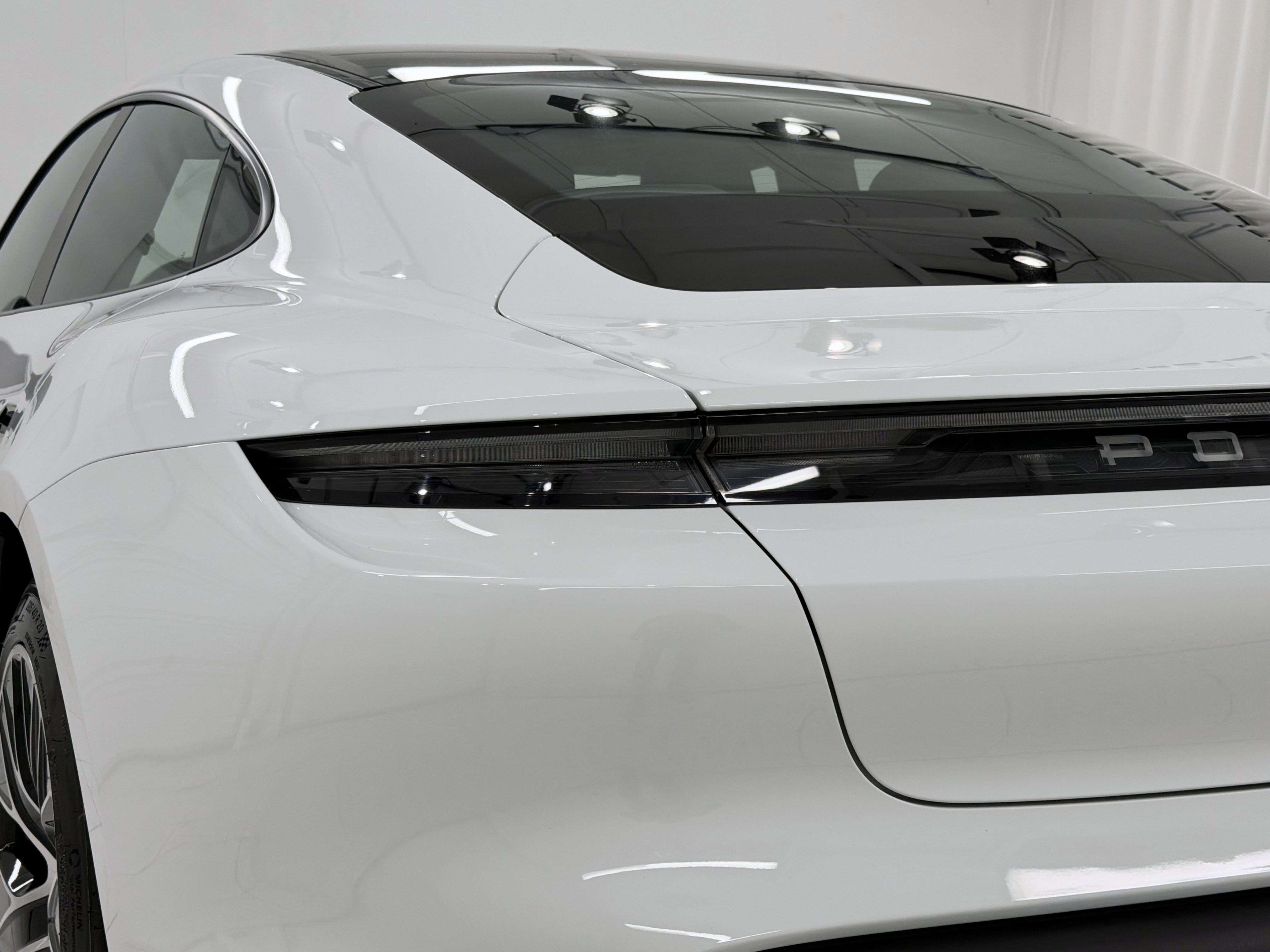 Certified 2021 Porsche Taycan RWD image 18
