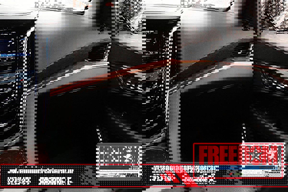 Used 2019 Cadillac Escalade Luxury AWD/4WD image 38