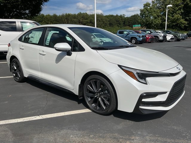 New 2027 Toyota Corolla SE FWD image 4
