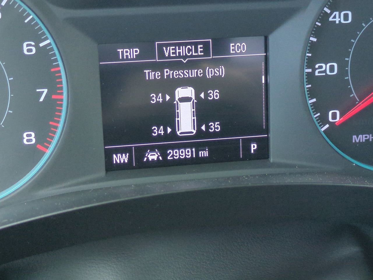 Used 2023 Chevrolet Traverse LT FWD image 12