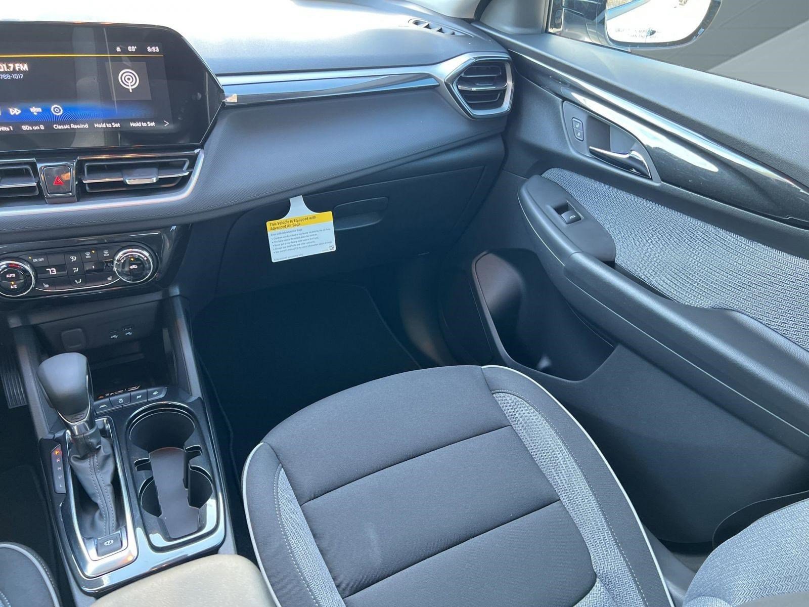 New 2026 Chevrolet TrailBlazer LT w/ Convenience Package FWD image 29