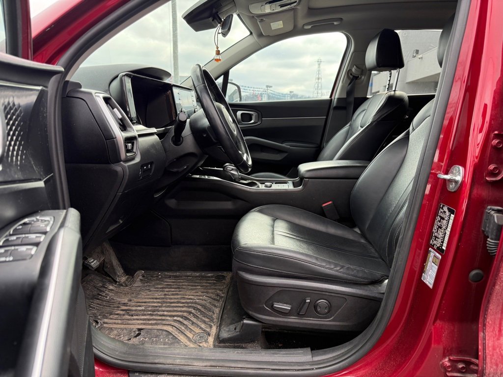 Used 2021 Kia Sorento S w/ Panoramic Sunroof Package image 8