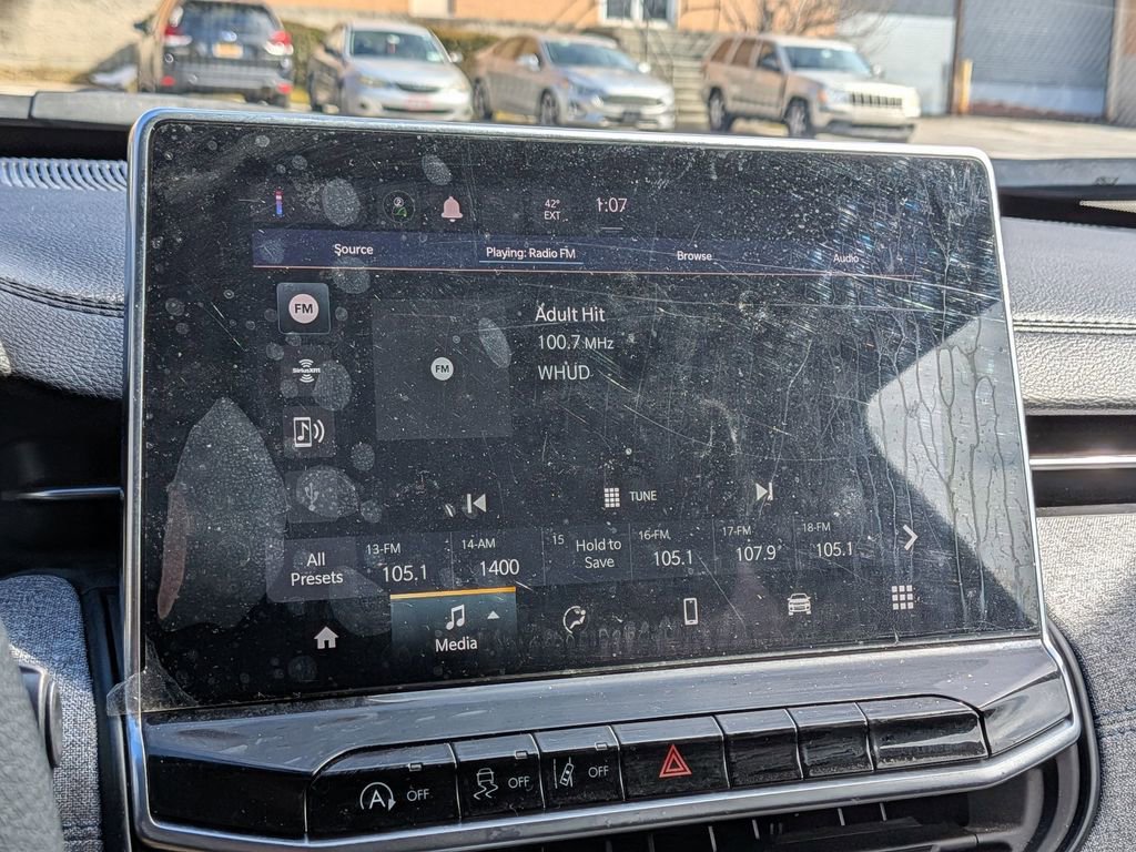 Used 2023 Jeep Compass Sport image 16