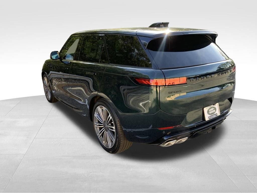 New 2025 Land Rover Range Rover Sport Dynamic SE image 6