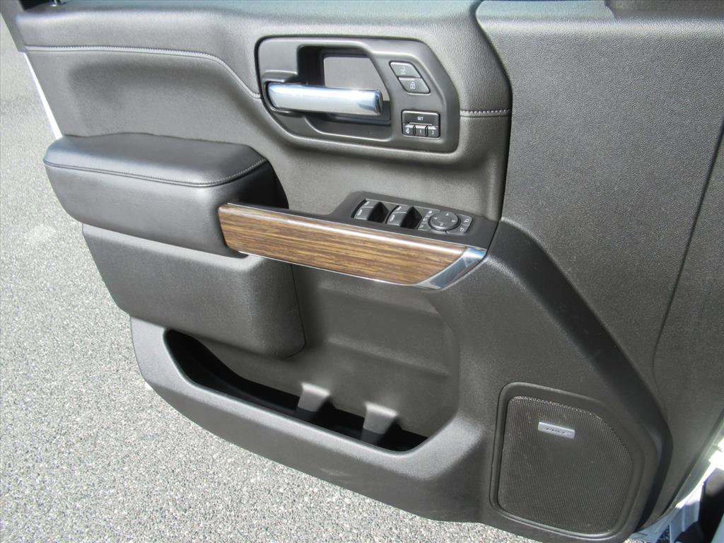 Used 2022 Chevrolet Silverado 2500 High Country w/ Technology Package image 28