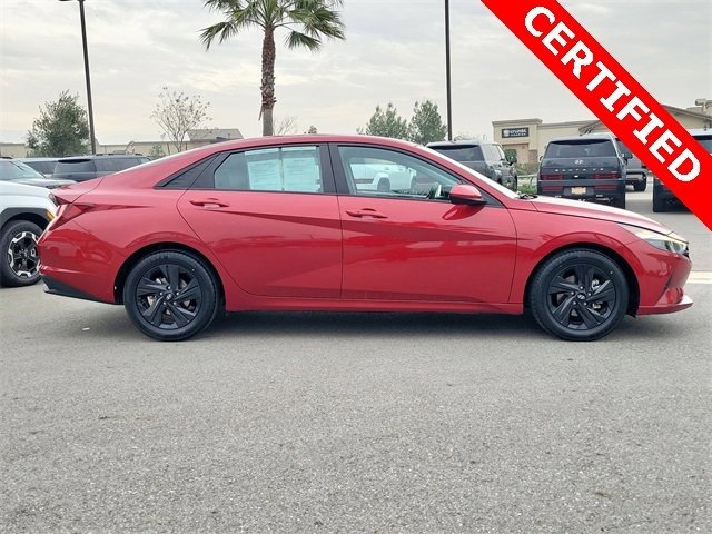 Certified 2023 Hyundai Elantra SEL w/ Preferred Accessory Package image 25