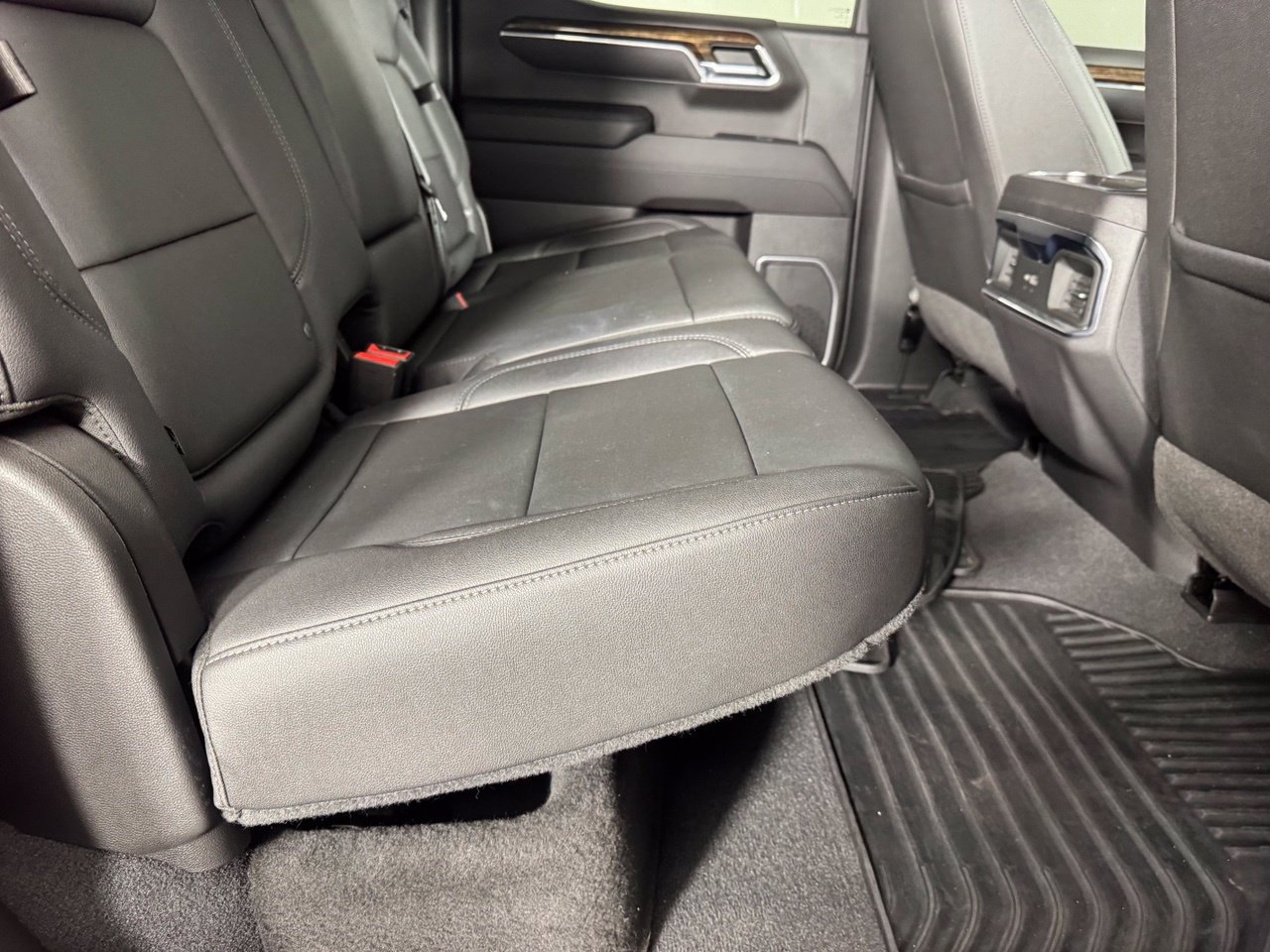 Used 2022 GMC Sierra 1500 Elevation w/ Elevation Premium Package AWD/4WD image 34
