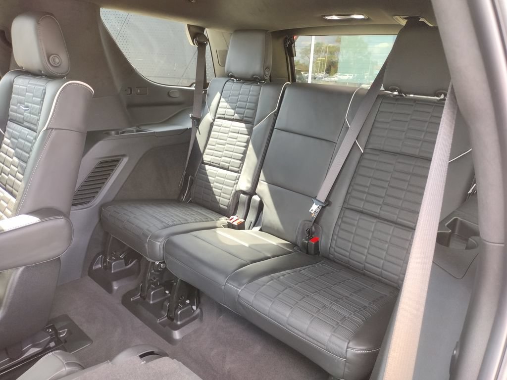 Used 2026 Cadillac Escalade Platinum Sport AWD/4WD image 13