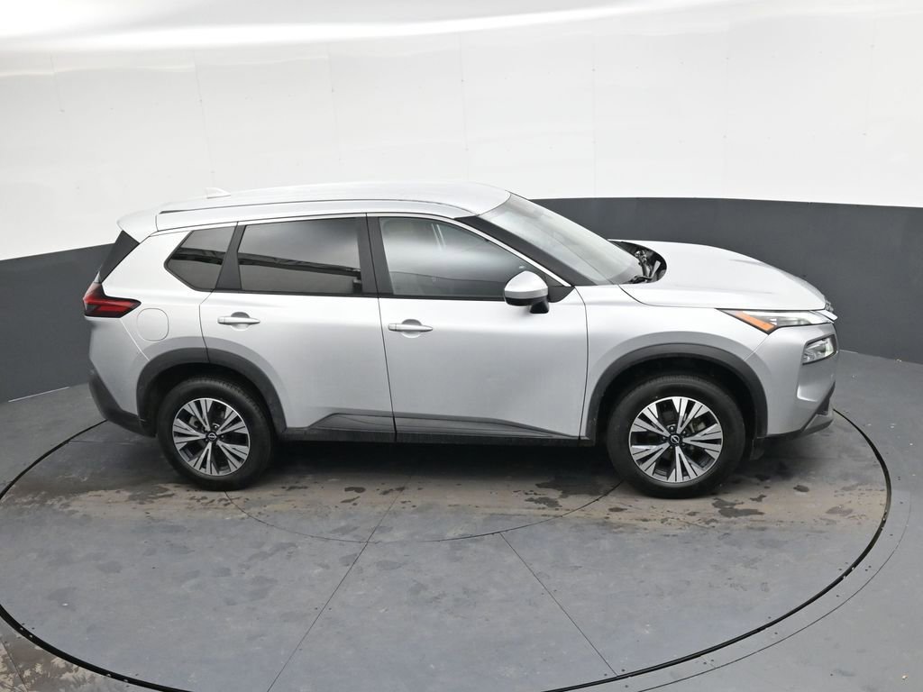Used 2023 Nissan Rogue SV image 29