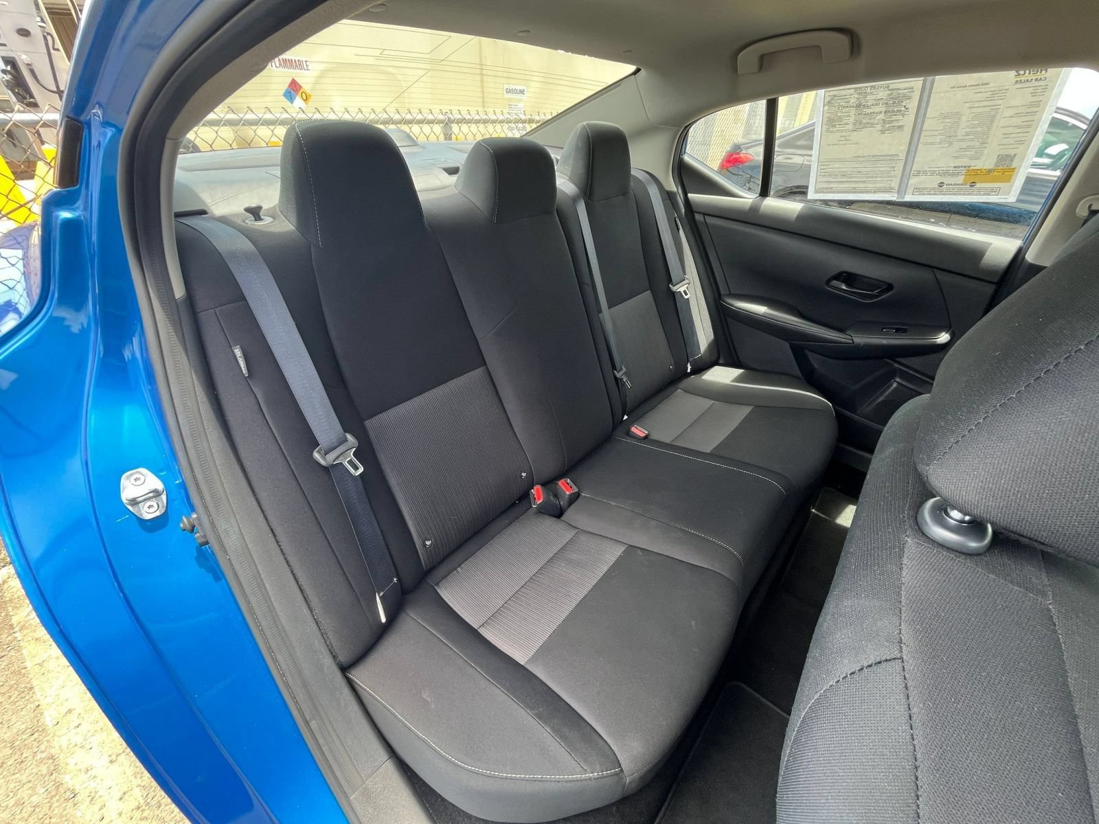 Used 2025 Nissan Sentra SV FWD image 37